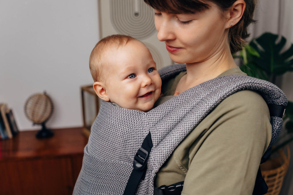 LennyLight csatos hordozó 100% pamut |  LITTLE HERRINGBONE OMBRE GREY