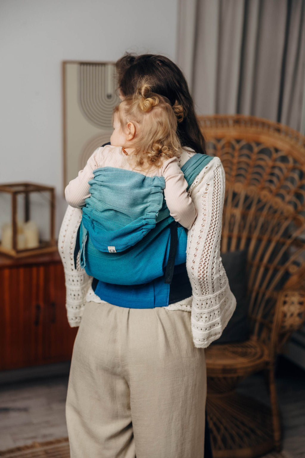 LennyHybrid Preschool félcsatos hordozó