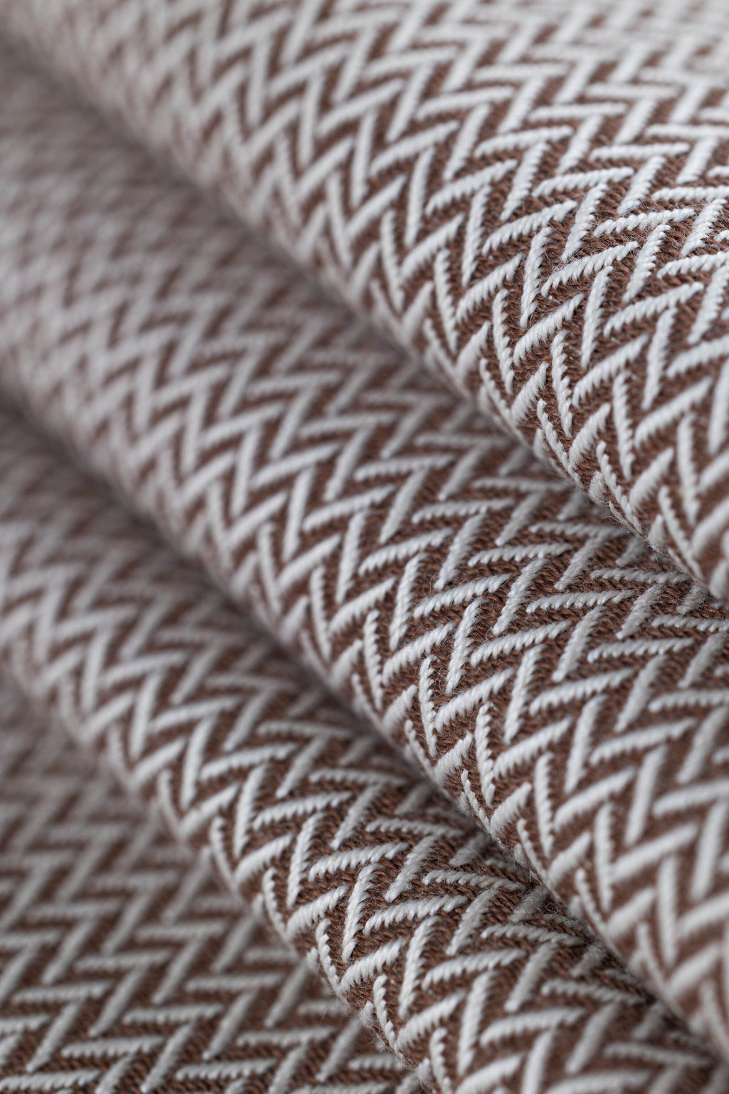 LennyLight csatos hordozó 100% pamut |  LITTLE HERRINGBONE ALMOND