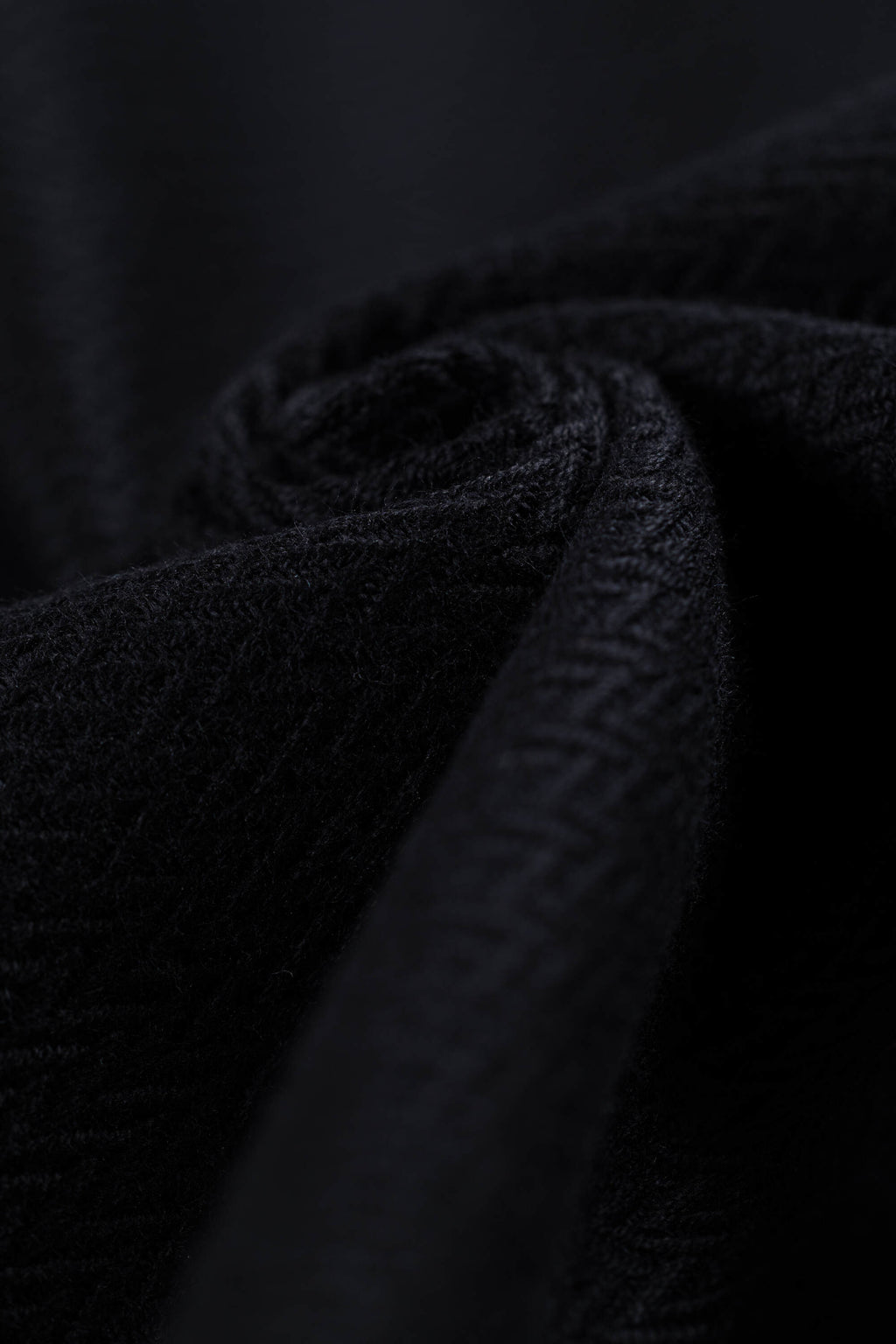 LennyHybrid félcsatos hordozó 100% pamut | LITTLE HERRINGBONE EBONY BLACK