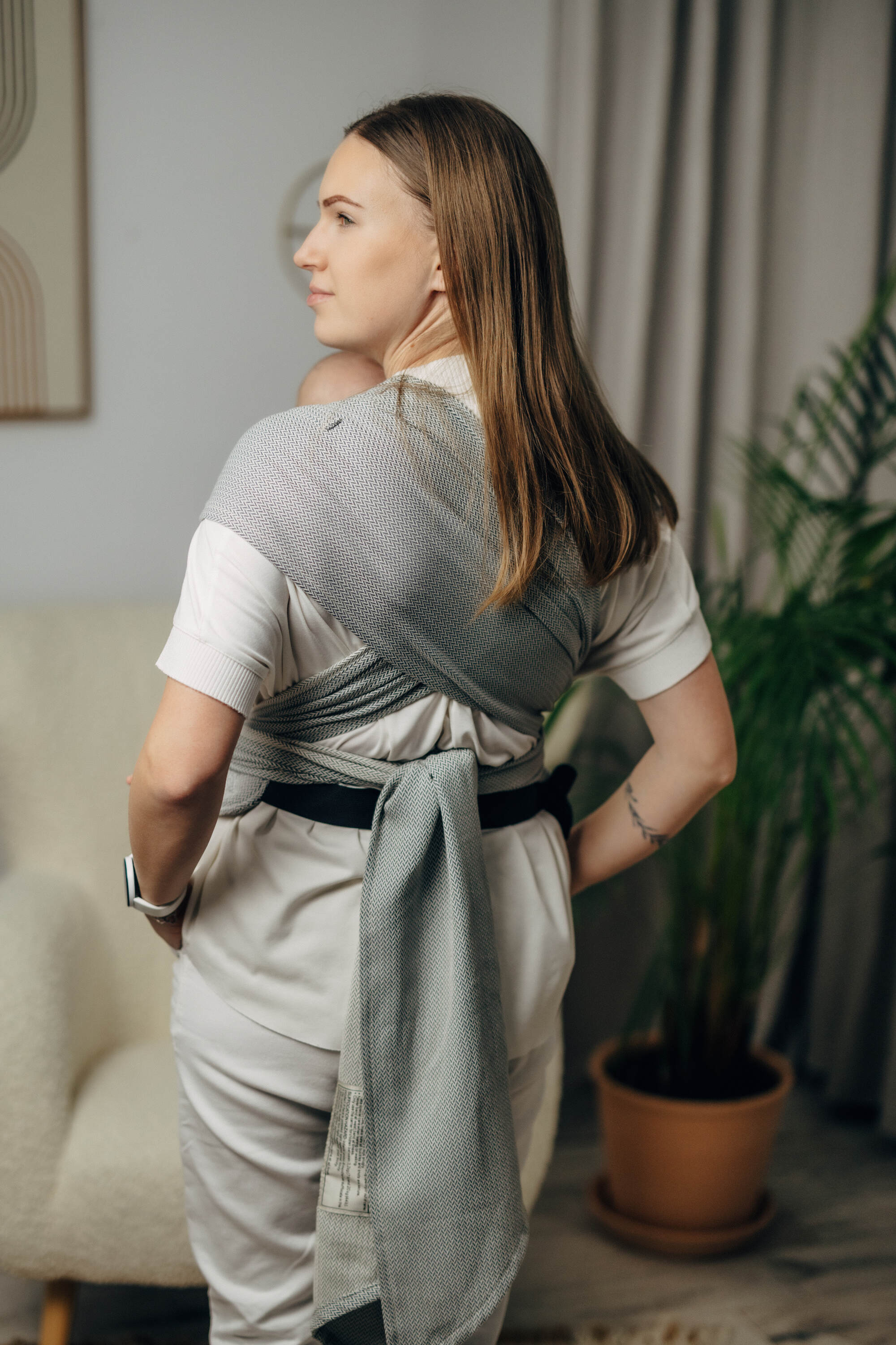 LennyHybrid félcsatos hordozó 100% pamut | LITTLE HERRINGBONE GREY