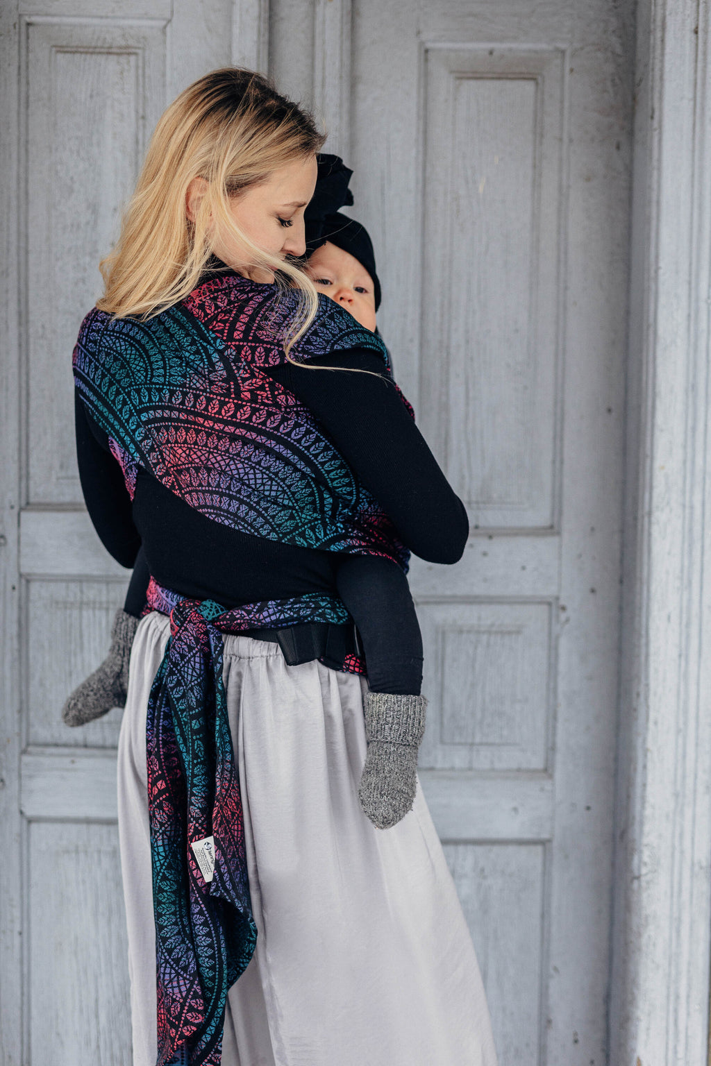 LennyHybrid félcsatos hordozó 60% pamut, 28% merinói gyapjú, 8% selyem, 4% kasmír| PEACOCK'S TAIL - BLACK OPAL