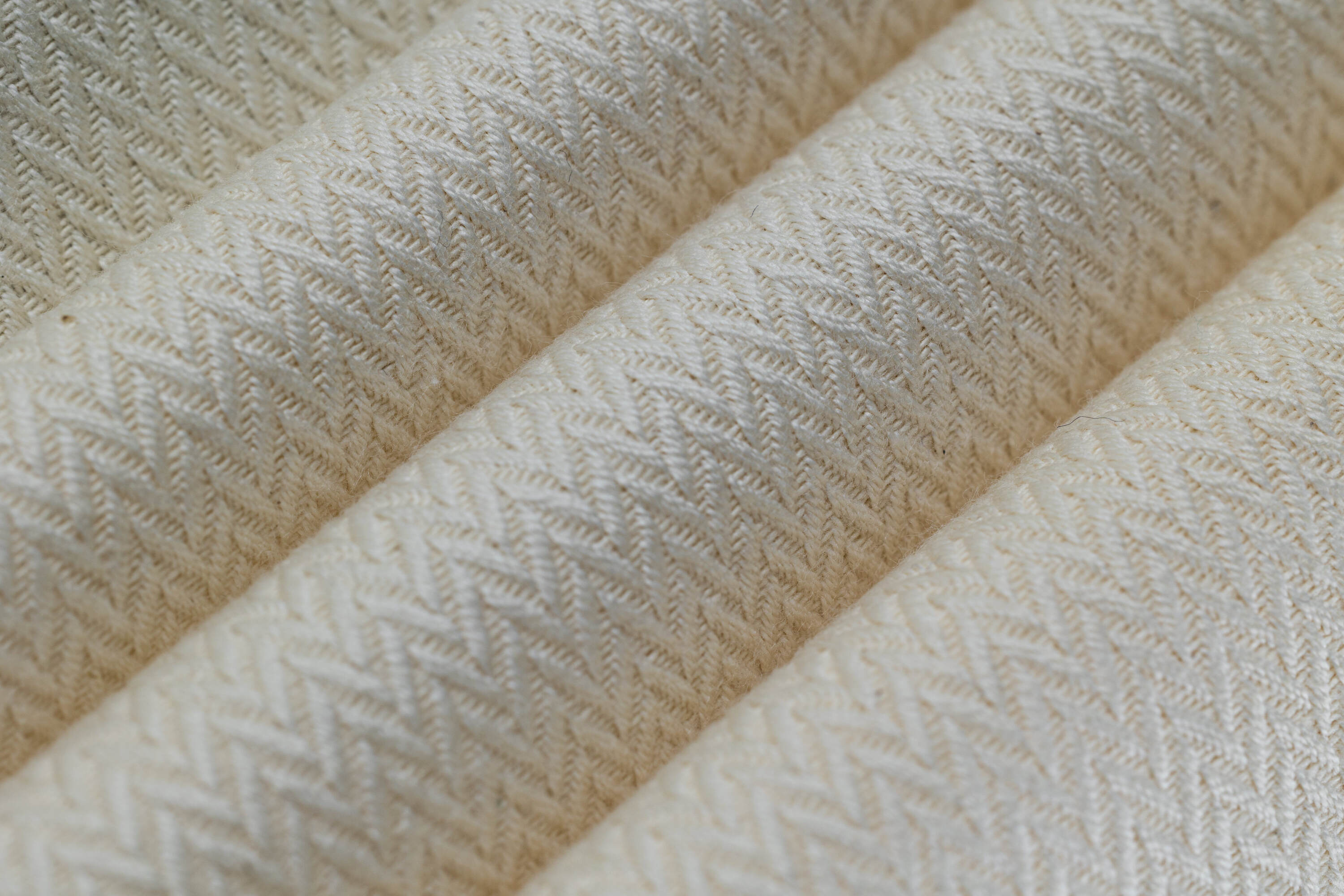 LennyPreschool csatos hordozó 100% pamut | LITTLE HERRINGBONE LUCE