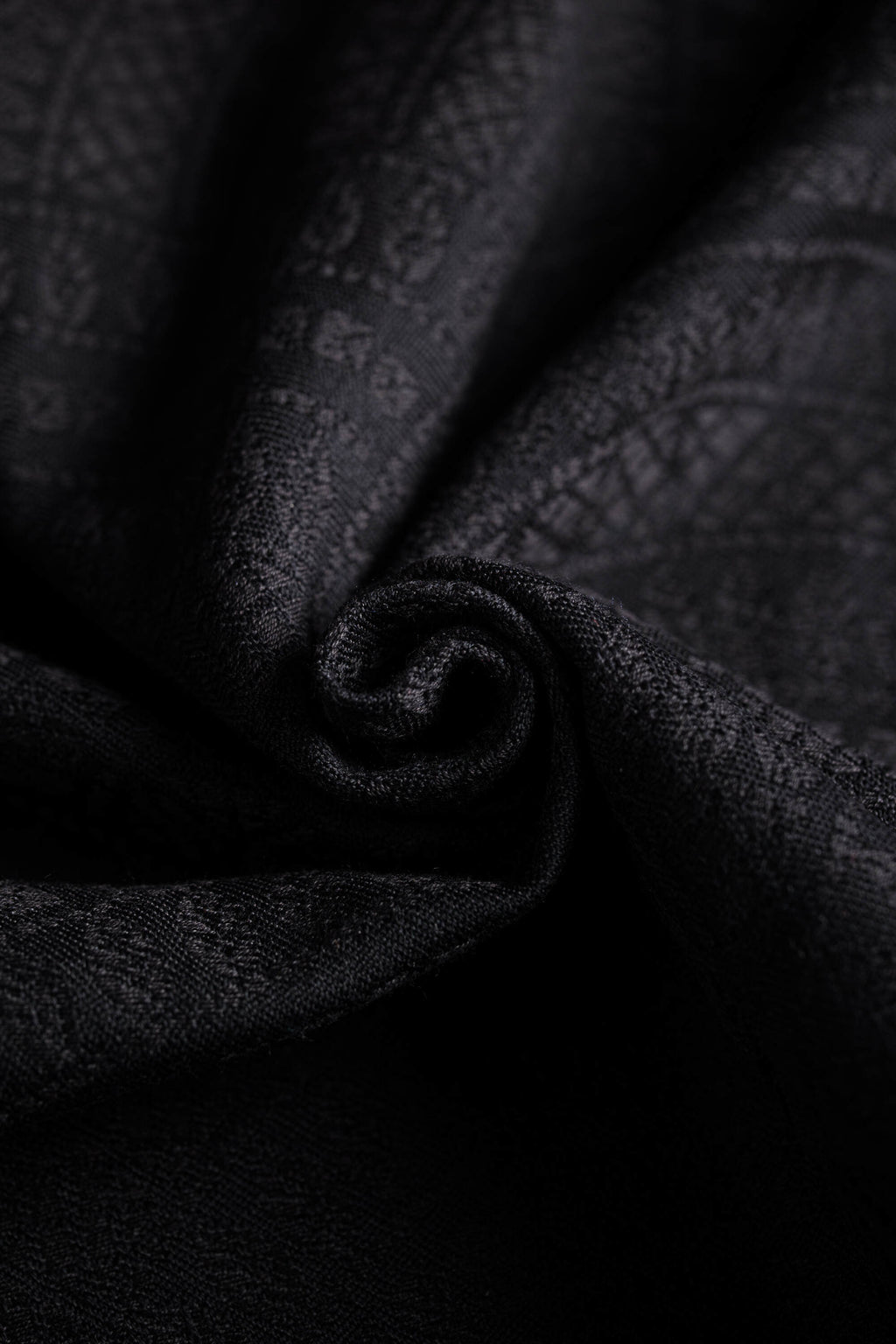 LennyPreschool csatos hordozó 59% pamut, 41% merinói gyapjú | PEACOCK'S TAIL - PITCH BLACK
