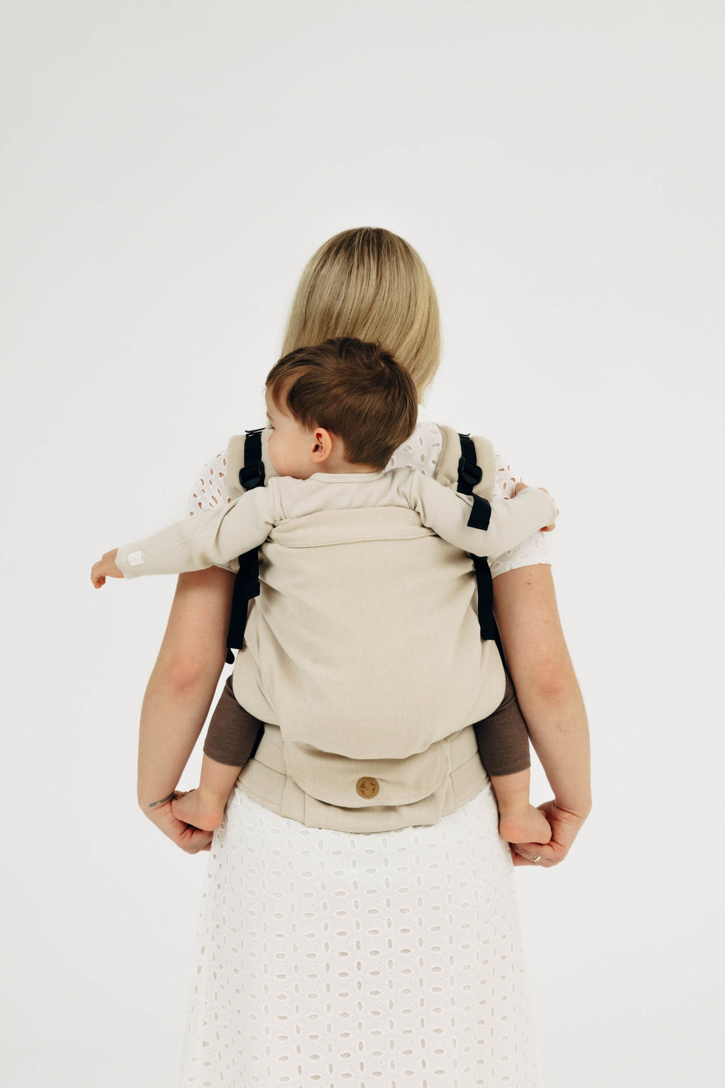LennyPreschool csatos hordozó 58% pamut, 42% bambusz viszkóz| TRACK