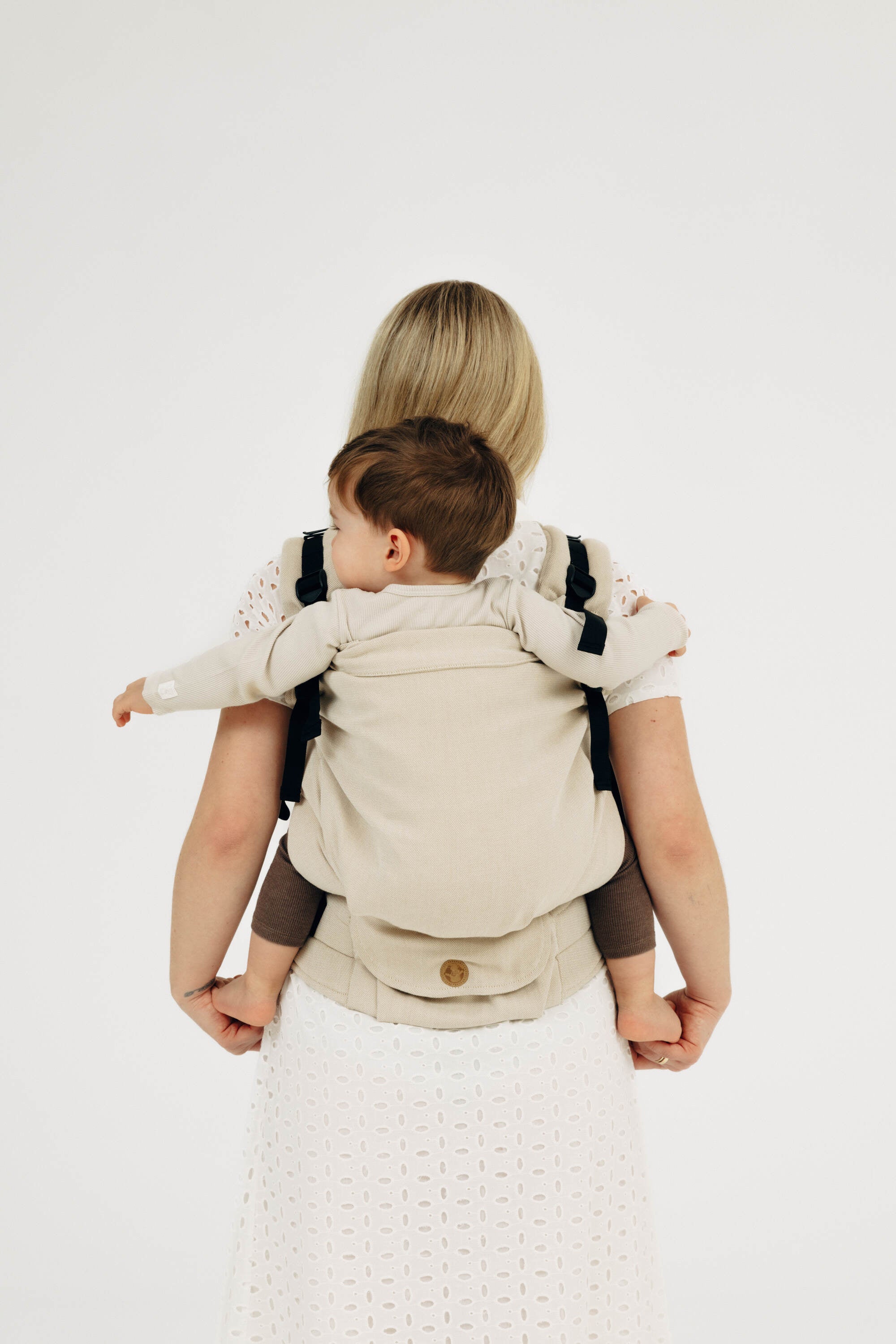 LennyPreschool csatos hordozó 58% pamut, 42% bambusz viszkóz| TRACK