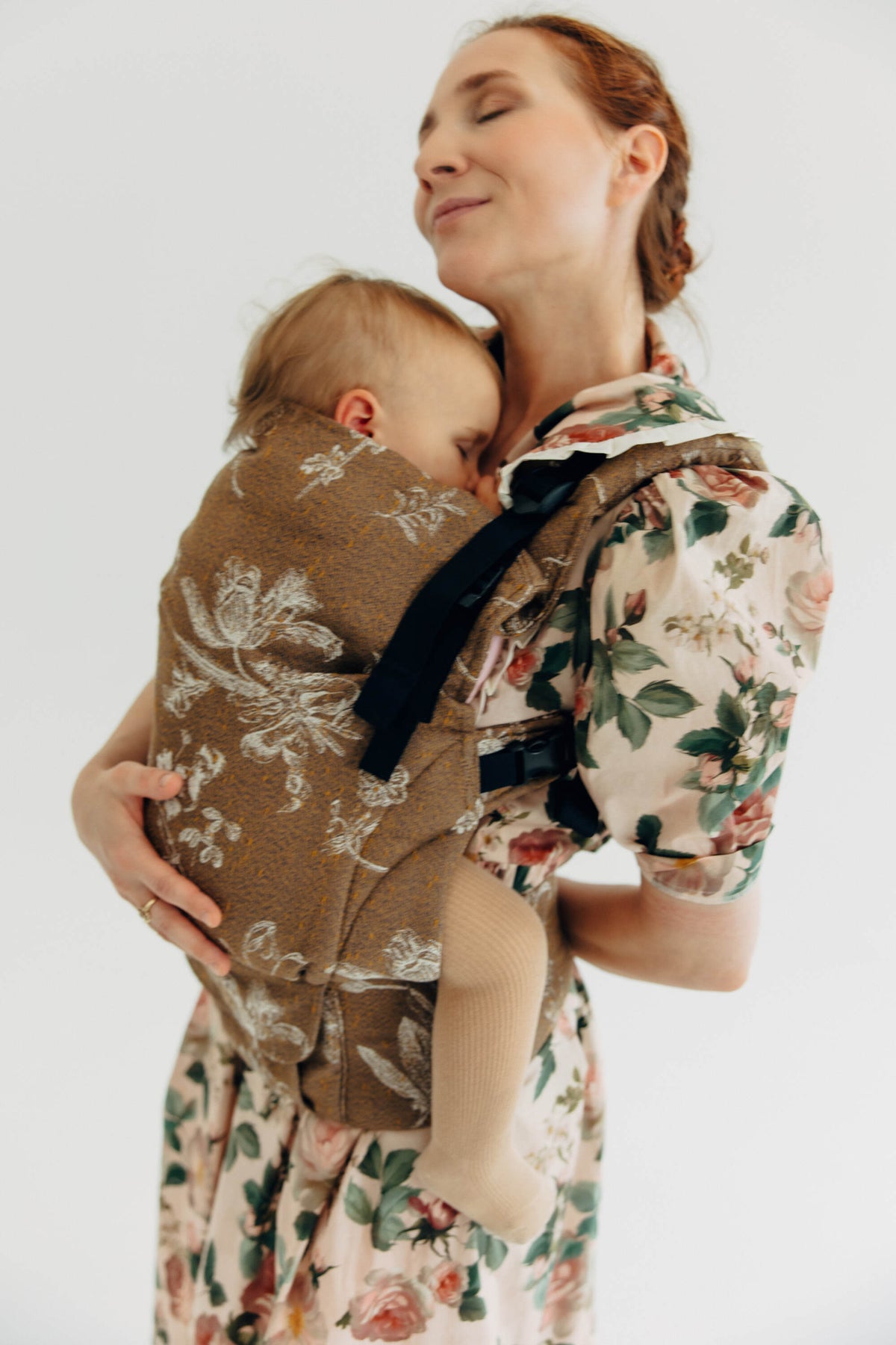 LennyUpGrade PRO csatos hordozó 100% pamut | HERBARIUM - RAINDROPS
